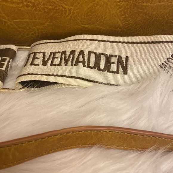 NWT Steve Madden (bingrid) Saddle Crossbody - Chestnut - Picture 5 of 15